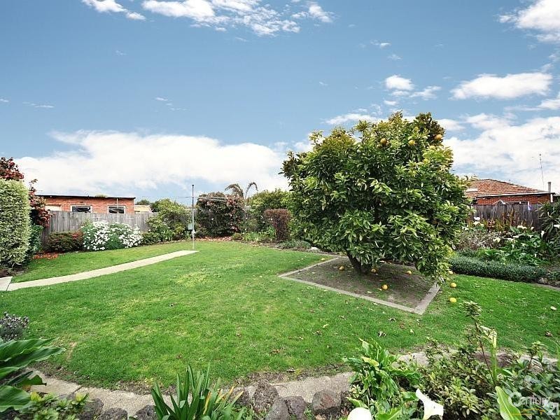11 Coates Street, Bentleigh VIC 3204