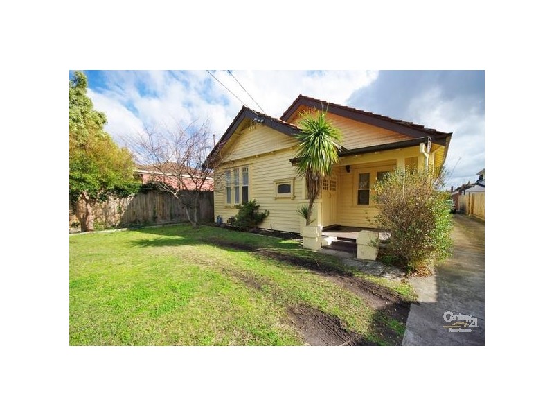19 Melton Avenue, Carnegie VIC 3163