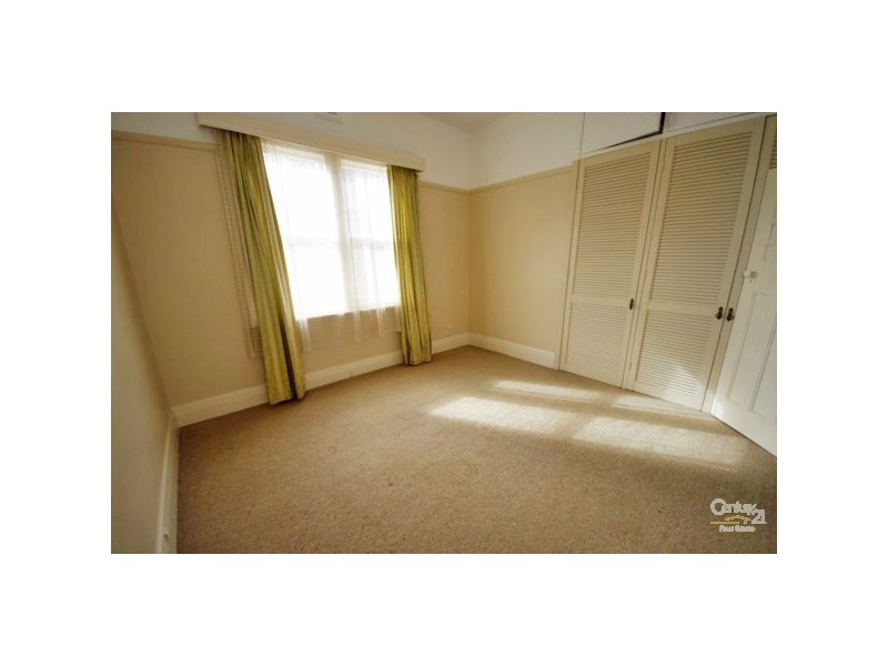 19 Melton Avenue, Carnegie VIC 3163