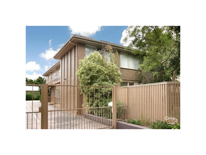 2/9 Whitmuir Road, Bentleigh VIC 3204