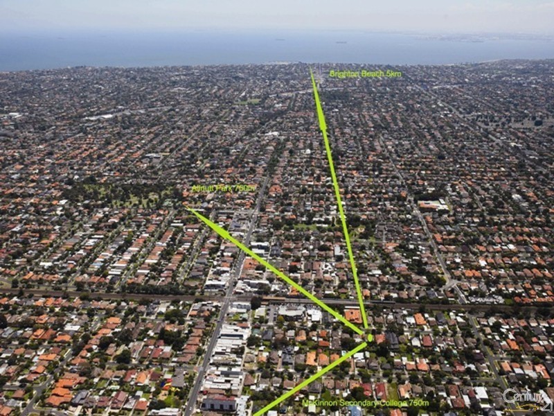 22 Station Avenue, Mckinnon VIC 3204