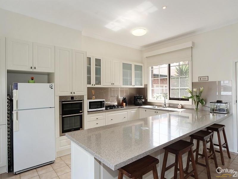 24 Alfada Street, Caulfield South VIC 3162