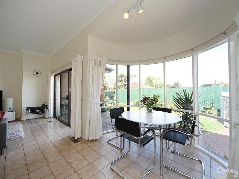 24 Alfada Street, Caulfield South VIC 3162