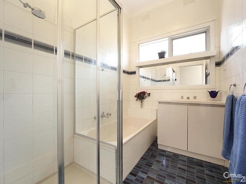 24 Alfada Street, Caulfield South VIC 3162