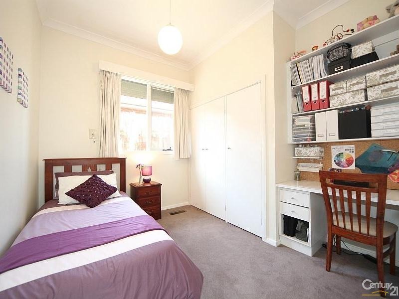 24 Alfada Street, Caulfield South VIC 3162