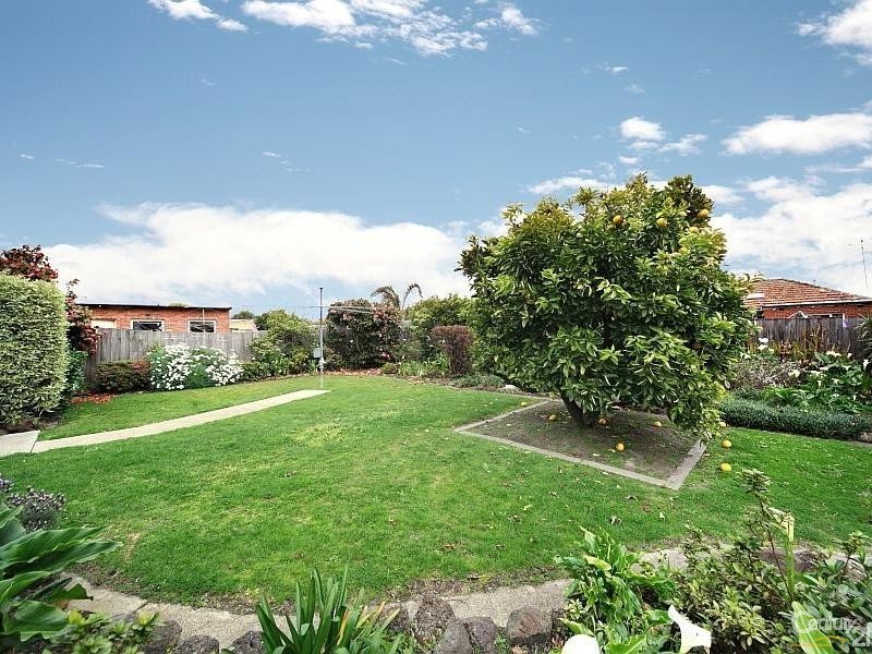 11 Coates Street, Bentleigh VIC 3204