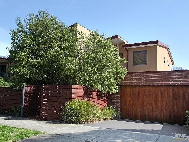 9 Garfield Street, Cheltenham VIC 3192