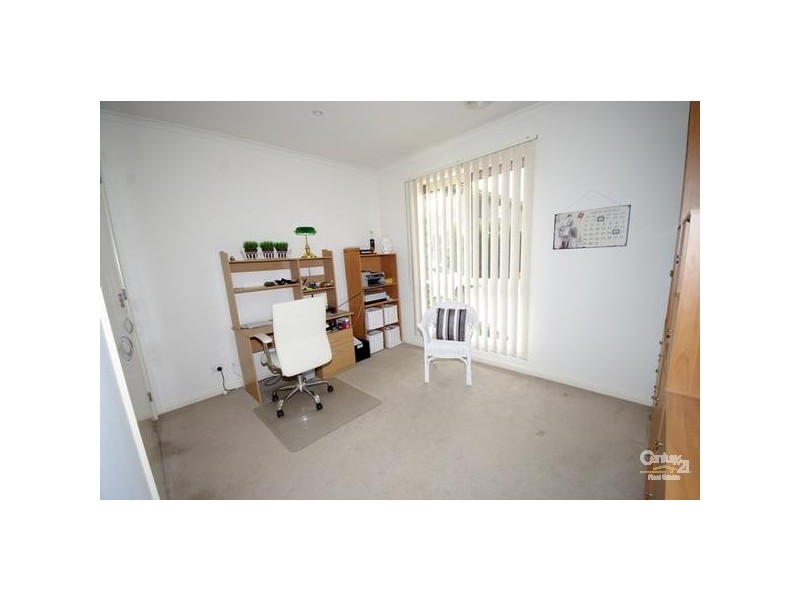 2/12 Browns Road, Bentleigh East VIC 3165