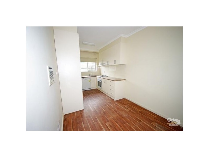 4/301 Jasper Road, Ormond VIC 3204