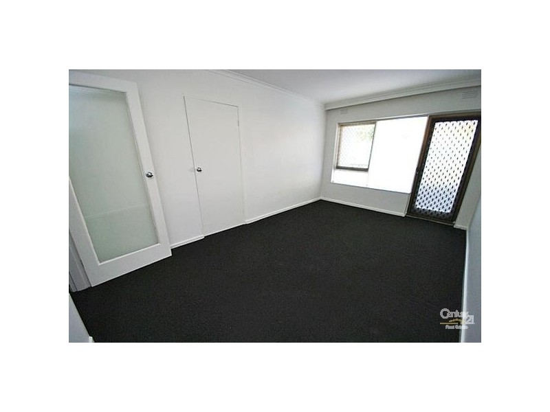 4/264 Neerim Road, Carnegie VIC 3163