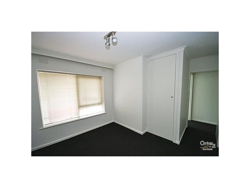 4/264 Neerim Road, Carnegie VIC 3163