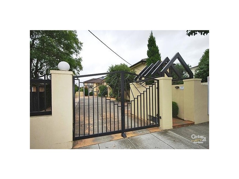 2/16 Marara Road, Caulfield South VIC 3162