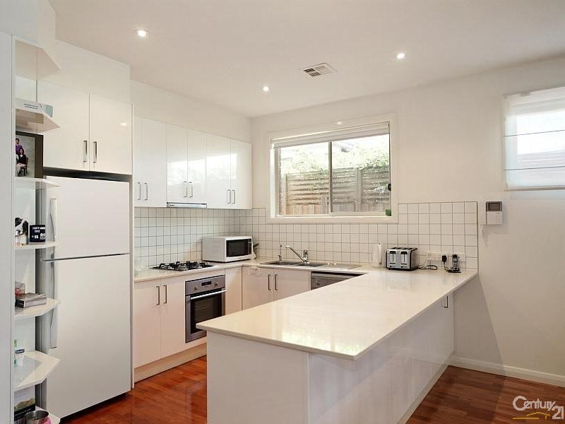 28B  Paschal Street, Bentleigh VIC 3204