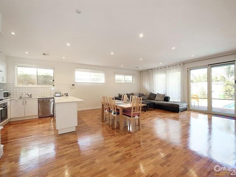 28B  Paschal Street, Bentleigh VIC 3204