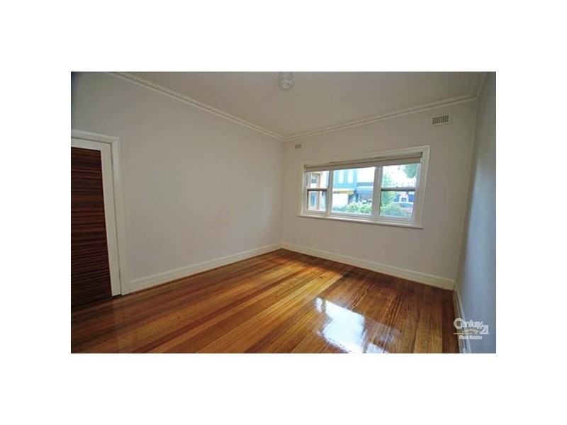 174 McKinnon Road, Mckinnon VIC 3204