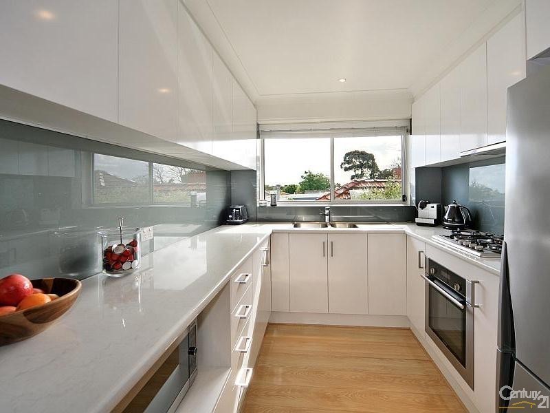 12/12 Bartlett Street, Hampton East VIC 3188