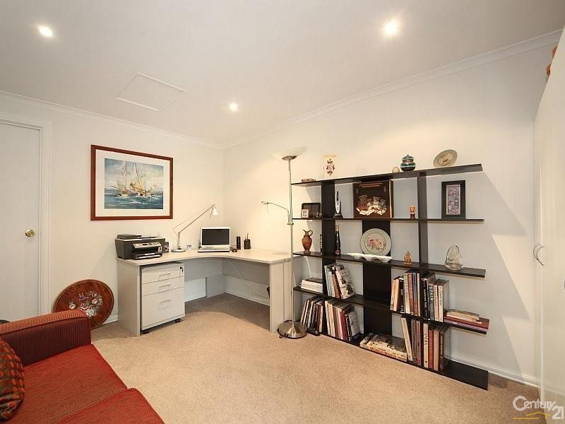 2/1D Tovan Akas Avenue, Bentleigh VIC 3204