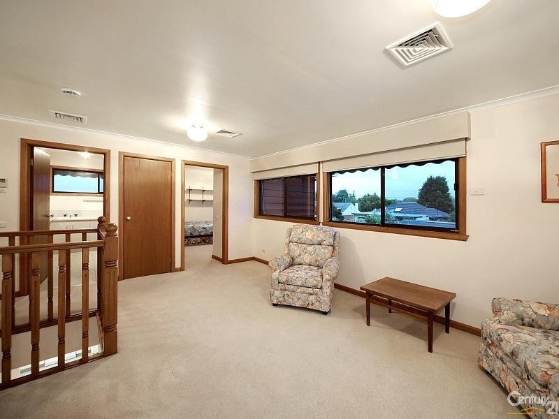 7 Surrey Street, Bentleigh East VIC 3165