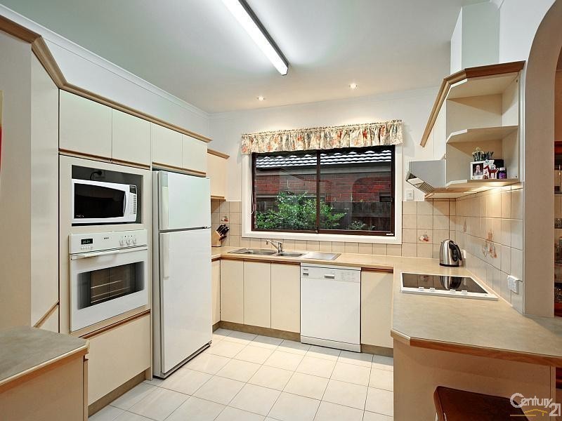 7 Surrey Street, Bentleigh East VIC 3165