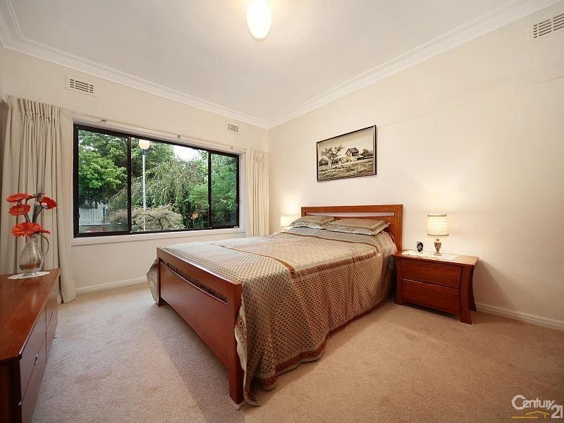 7 Surrey Street, Bentleigh East VIC 3165