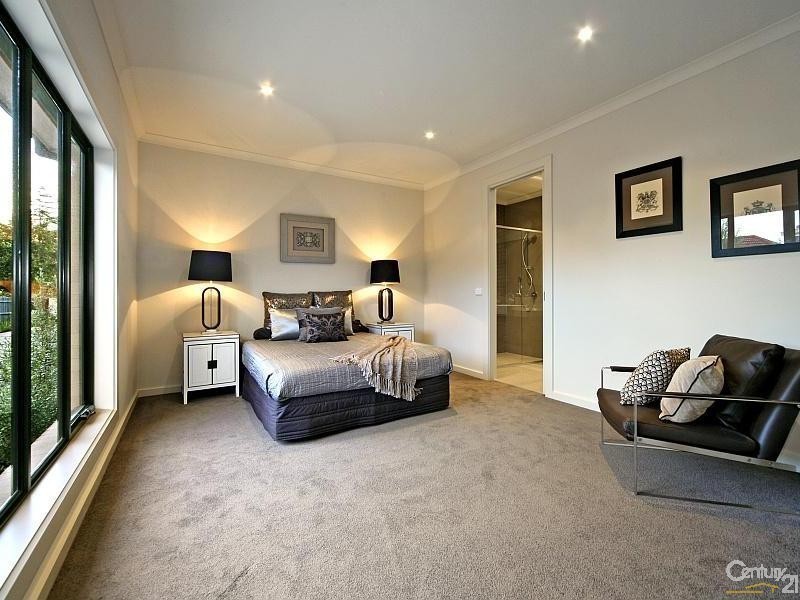 2/14 Milford Street, Bentleigh East VIC 3165