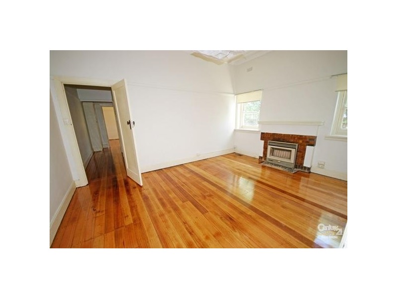 72 Oakleigh Road, Carnegie VIC 3163