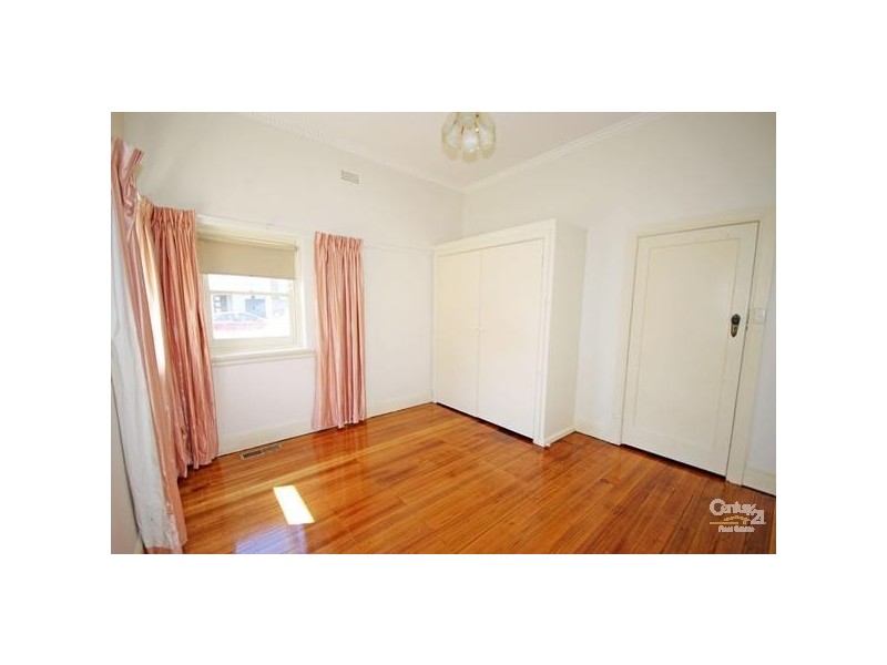 72 Oakleigh Road, Carnegie VIC 3163