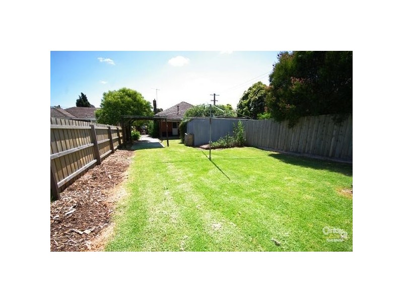 72 Oakleigh Road, Carnegie VIC 3163