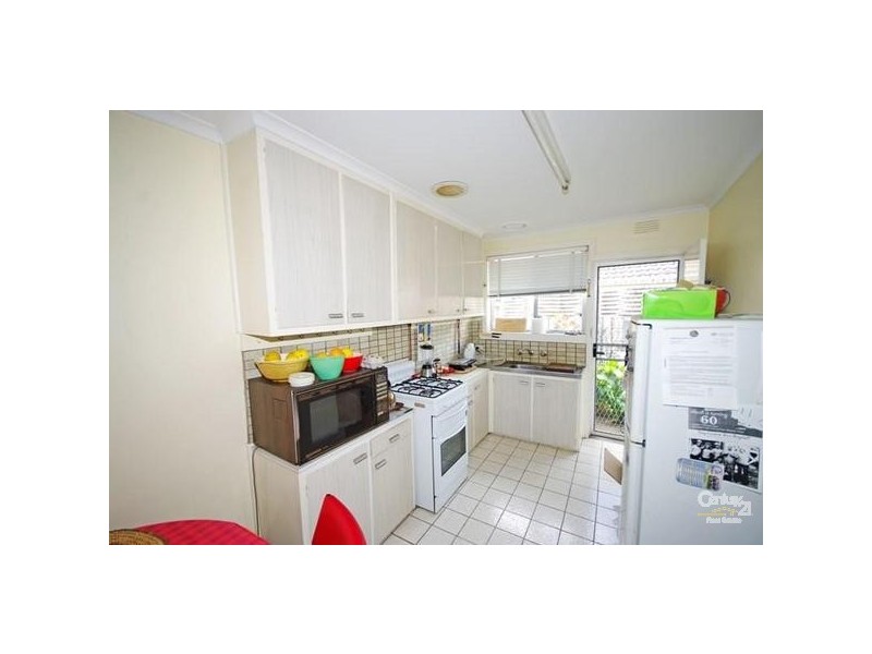 2/16 Blenheim Street, Bentleigh East VIC 3165