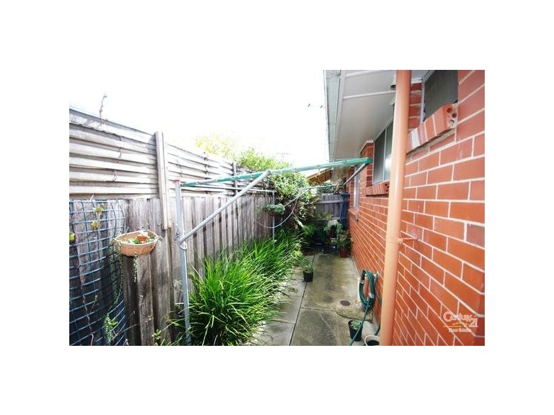 2/16 Blenheim Street, Bentleigh East VIC 3165