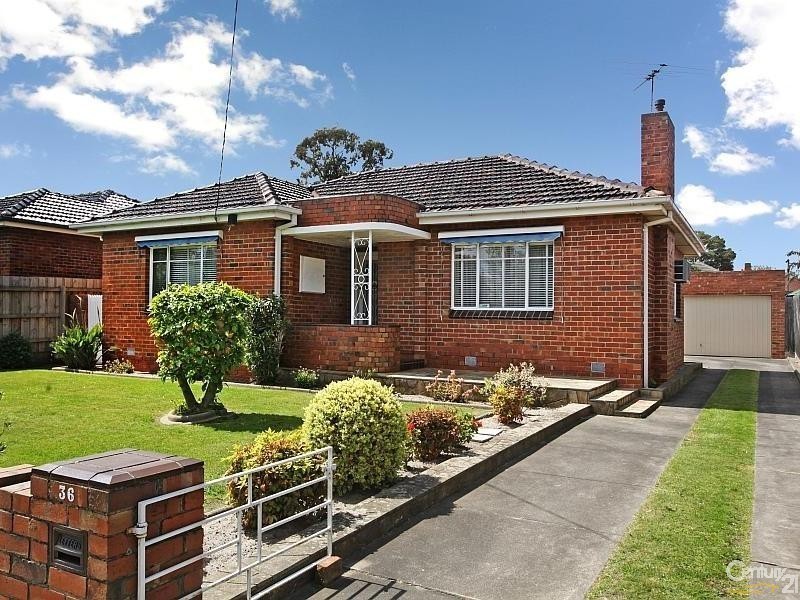 36 Mackie Road, Bentleigh East VIC 3165
