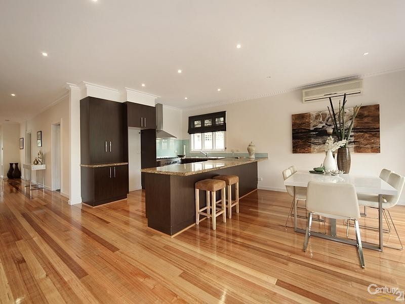 13 Atkinson Street, Bentleigh VIC 3204