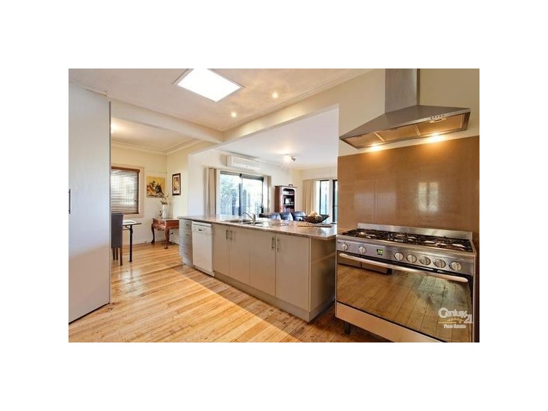 10 Richard Street, Bentleigh East VIC 3165