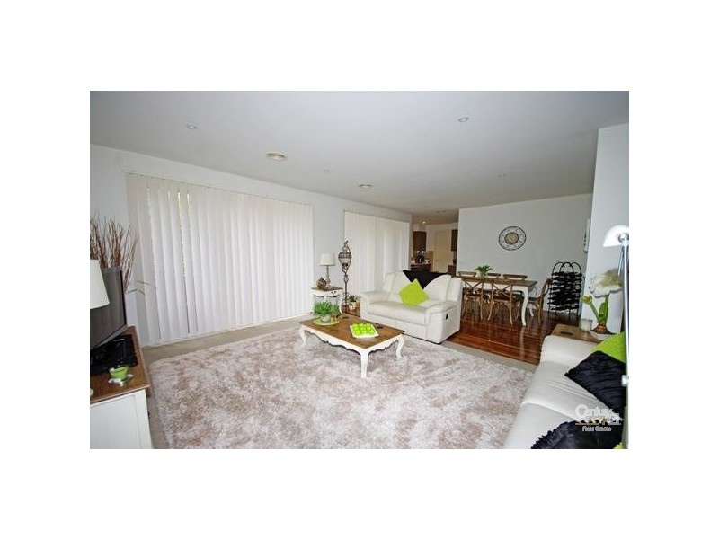 2/12 Browns Road, Bentleigh East VIC 3165