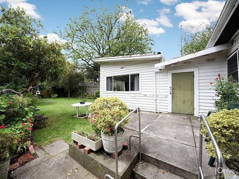 35 Davey Avenue, Brighton East VIC 3187