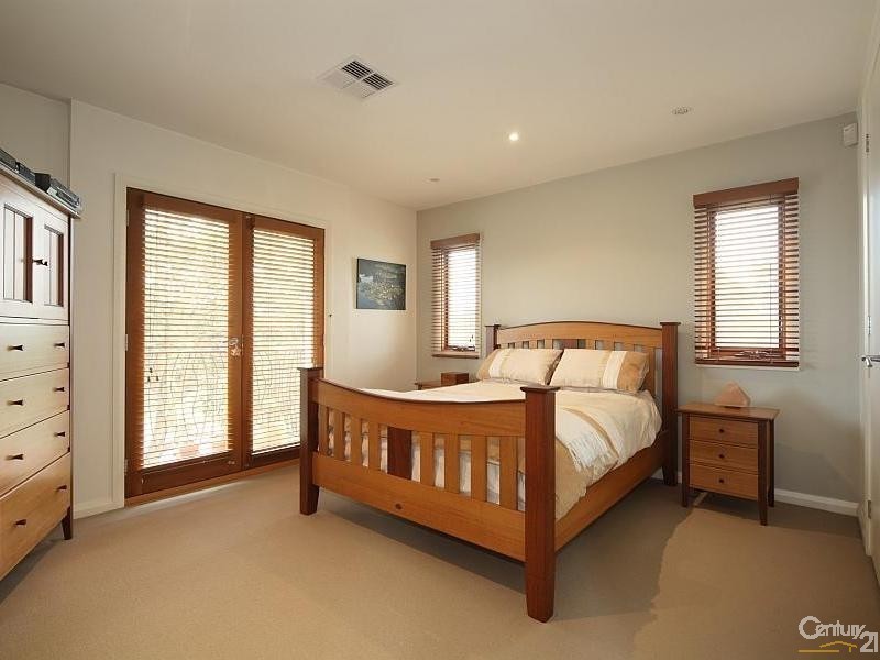 33 Marston Street, Bentleigh VIC 3204