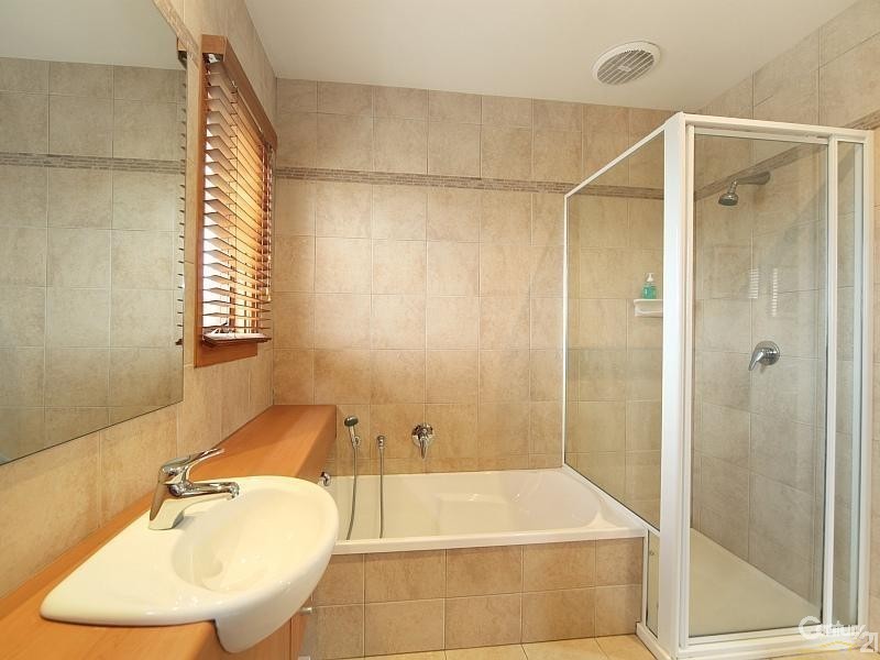 33 Marston Street, Bentleigh VIC 3204