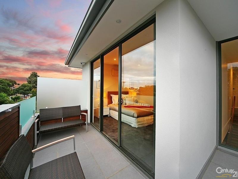 4B Mavho Street, Bentleigh VIC 3204