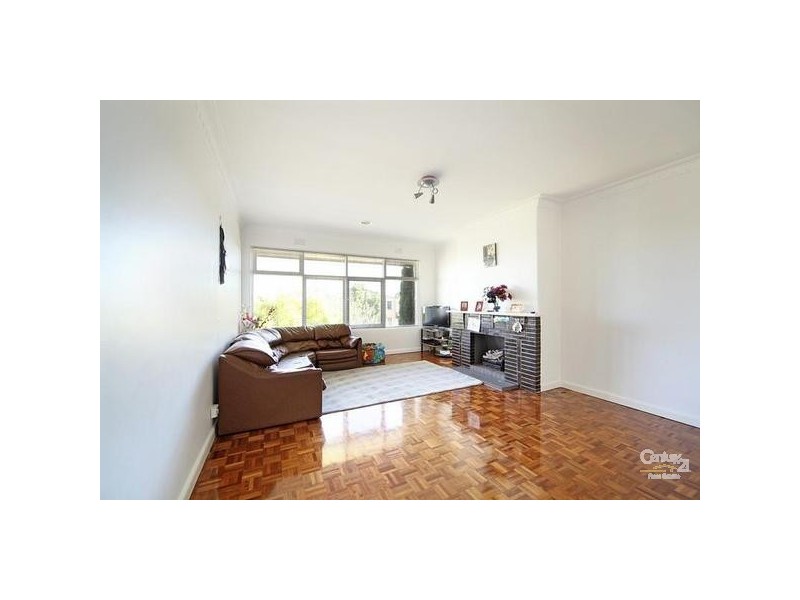 8-2/4 McArthur Street, Bentleigh VIC 3204