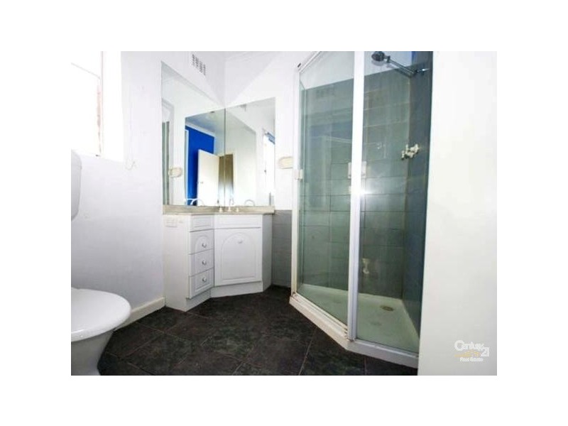 Rear 217 Tucker Road, Mckinnon VIC 3204