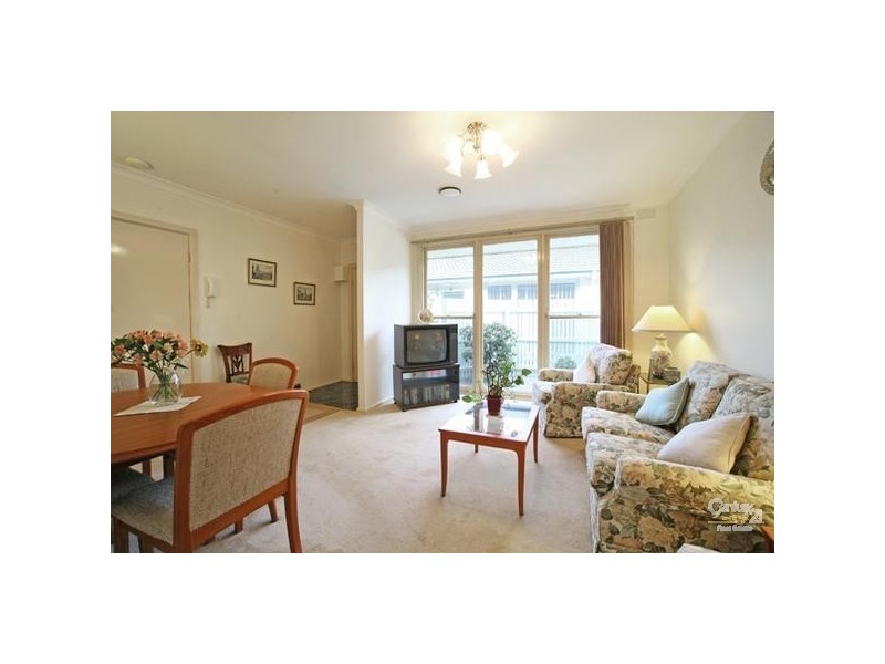 6/2 Elm Grove, Mckinnon VIC 3204