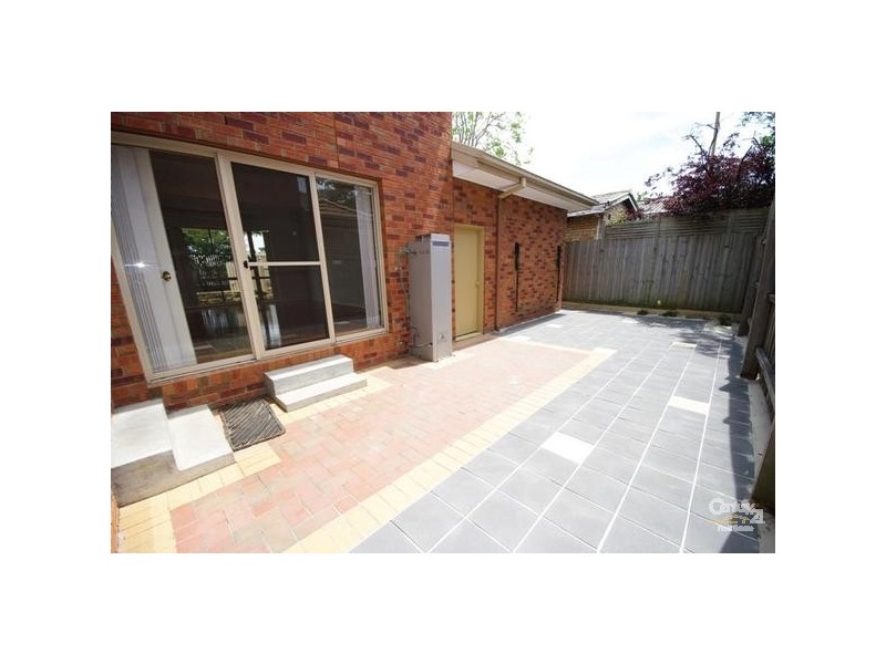 212 Tucker Road, Mckinnon VIC 3204