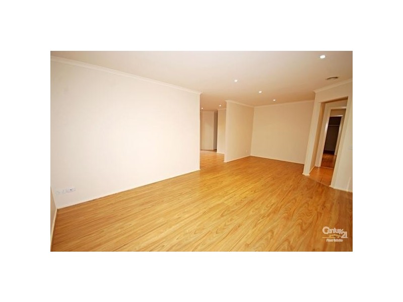 2/8 Nicholls Road, Ormond VIC 3204