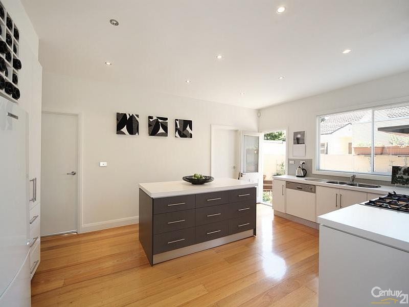 33 Dega Avenue, Bentleigh East VIC 3165