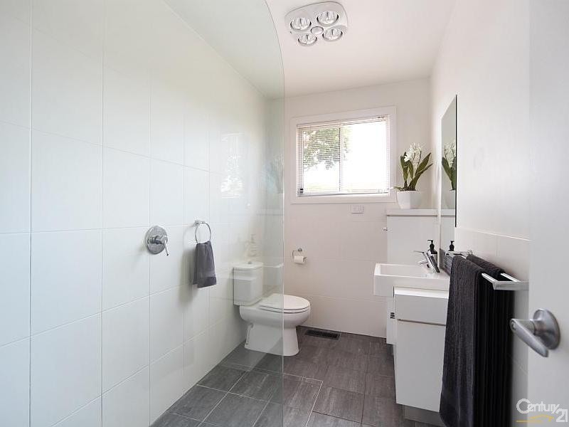 33 Dega Avenue, Bentleigh East VIC 3165