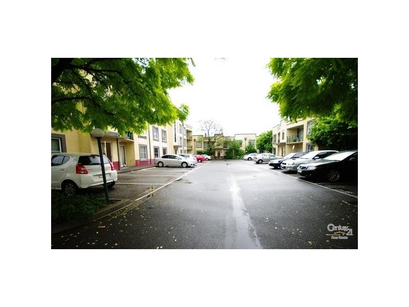 4/997 Dandenong Road, Malvern East VIC 3145