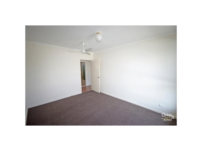 8/27 Lillimur Road, Ormond VIC 3204