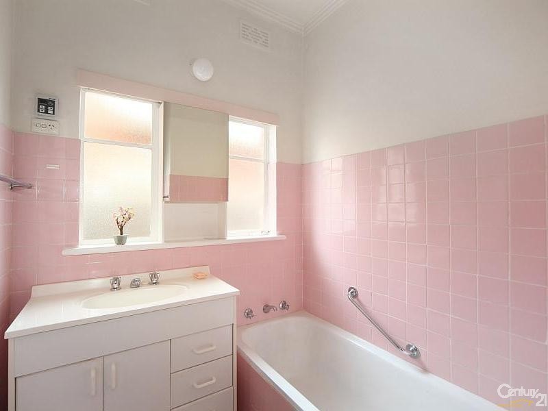56 Wallace Avenue, Murrumbeena VIC 3163