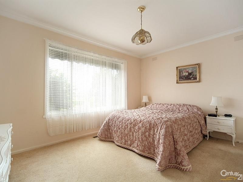 7 Ivy Street, Parkdale VIC 3195