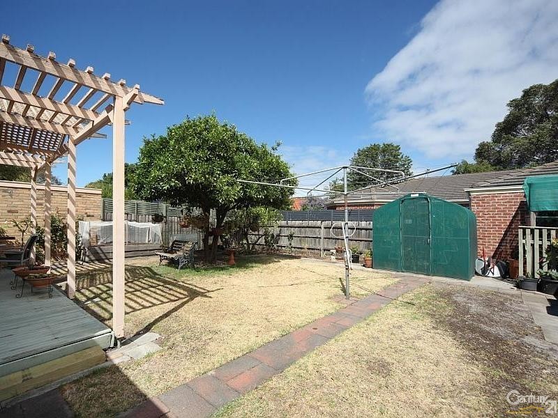 7 Ivy Street, Parkdale VIC 3195